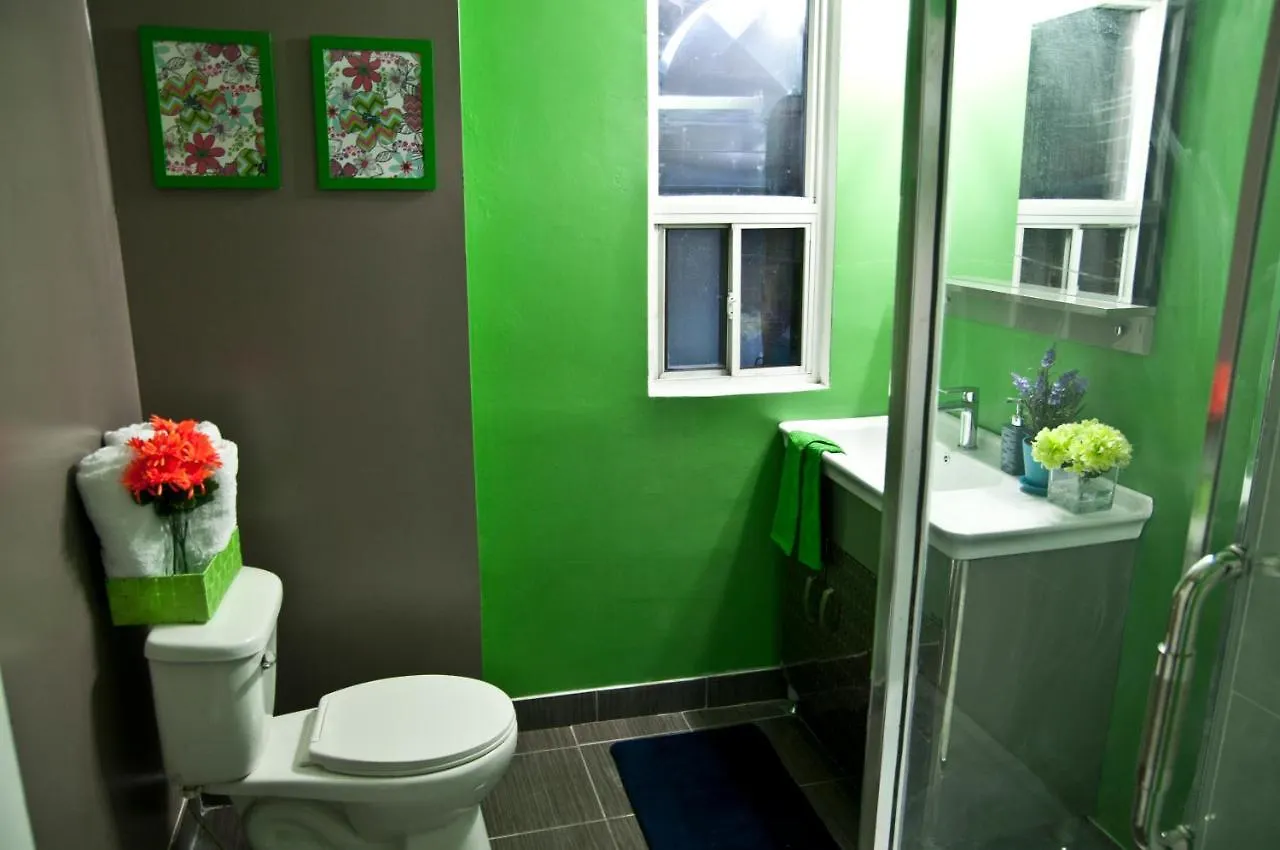 Colour Cube Guest House Toronto Downtown East